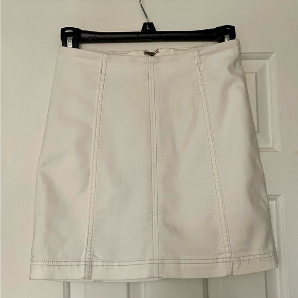 Free People White Stretch Mini Skirt Sz 2 - Picture 7 of 12
